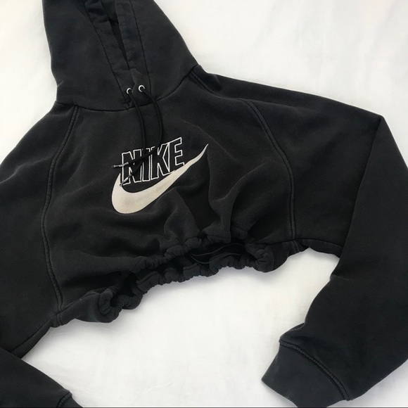 nike drawstring sweatshirt